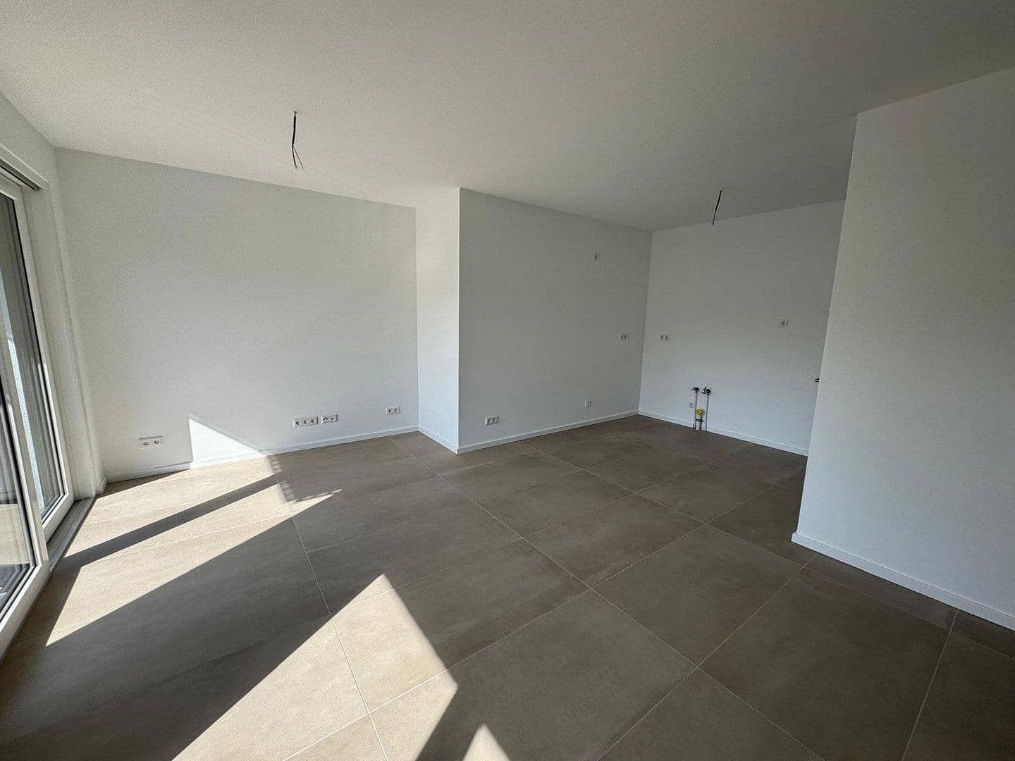 Pronájem bytu 3+1 86 m², Köln, Severní Porýní-Vestfálsko Pronájem bytu 3+1 86 m², Köln, Severní Porýní-Vestfálsko