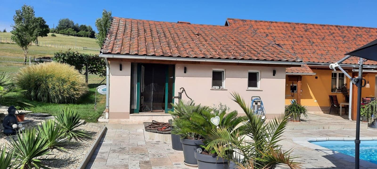 Prodej domu 245 m², pozemek 11.000 m², Kleinmürbisch 30, Kleinmürbisch, Hradsko Prodej domu 245 m², pozemek 11.000 m², Kleinmürbisch 30, Kleinmürbisch, Hradsko