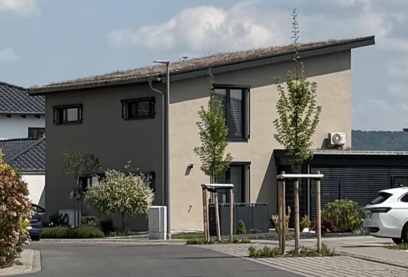 Prodej domu 157 m², pozemek 737 m², Sulzheim, Bavorsko Prodej domu 157 m², pozemek 737 m², Sulzheim, Bavorsko
