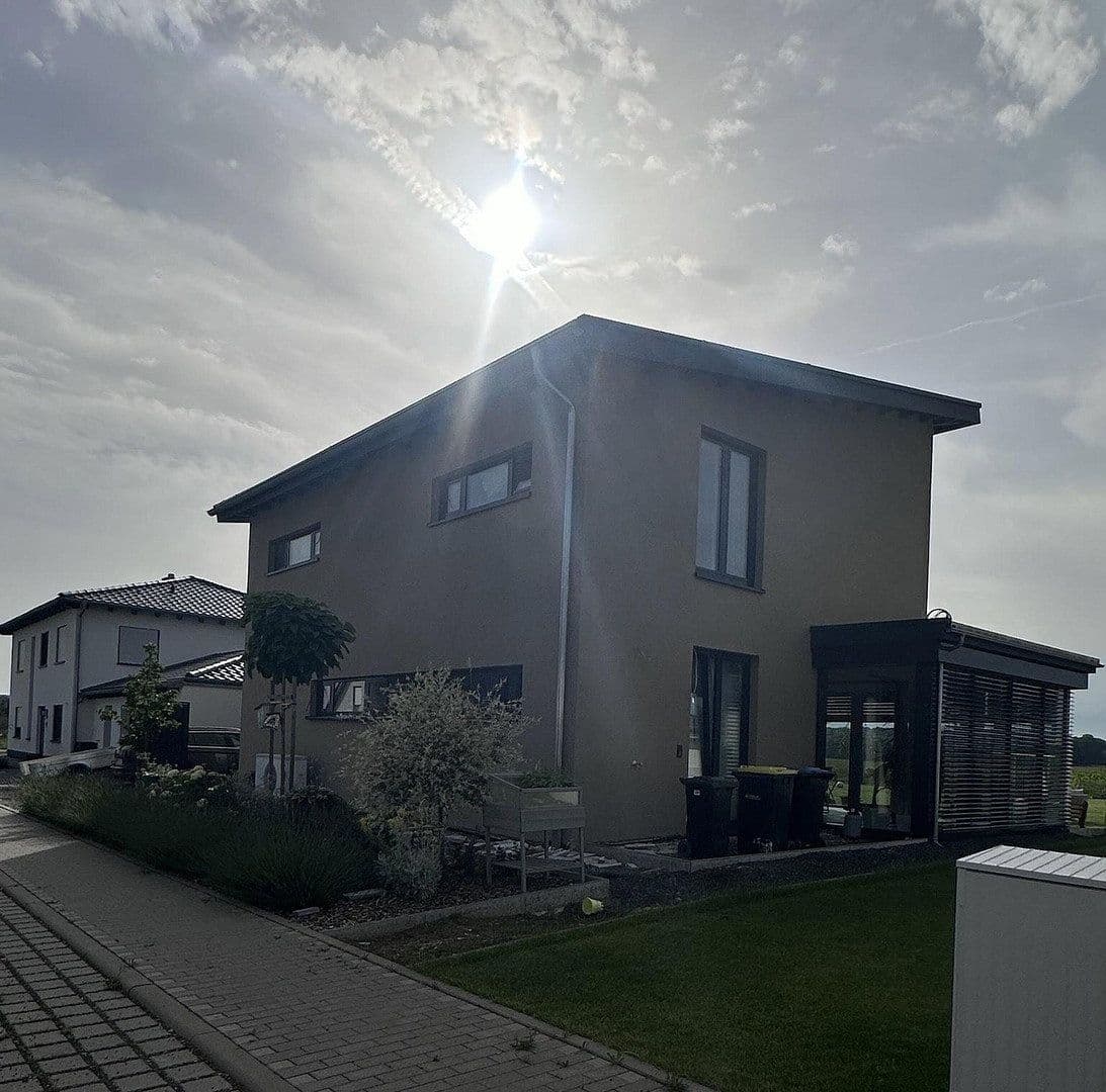 Prodej domu 157 m², pozemek 737 m², Sulzheim, Bavorsko Prodej domu 157 m², pozemek 737 m², Sulzheim, Bavorsko