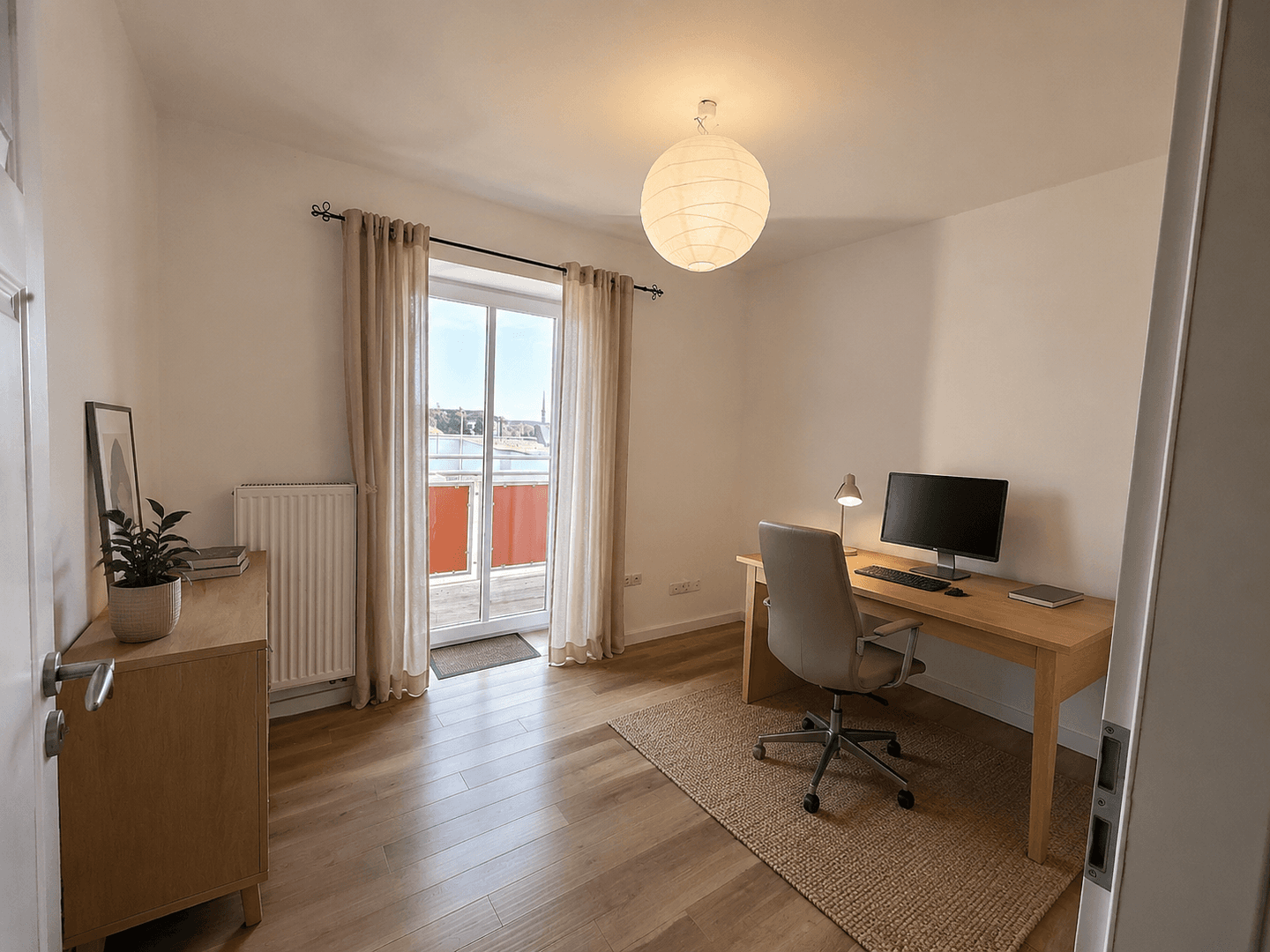 Pronájem bytu 3+1 91 m², Wittenburger Straße 30, Schwerin, Mecklenburg-Vorpommern Pronájem bytu 3+1 91 m², Wittenburger Straße 30, Schwerin, Mecklenburg-Vorpommern