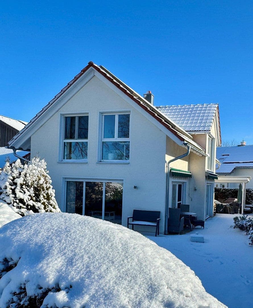 Prodej domu 139 m², pozemek 353 m², Moosinning, Bavorsko Prodej domu 139 m², pozemek 353 m², Moosinning, Bavorsko