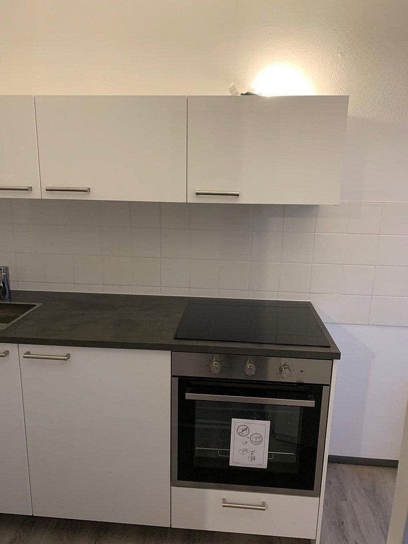 Pronájem bytu 1+1 39 m², Budapester Str. 20, Erlangen, Bavorsko Pronájem bytu 1+1 39 m², Budapester Str. 20, Erlangen, Bavorsko
