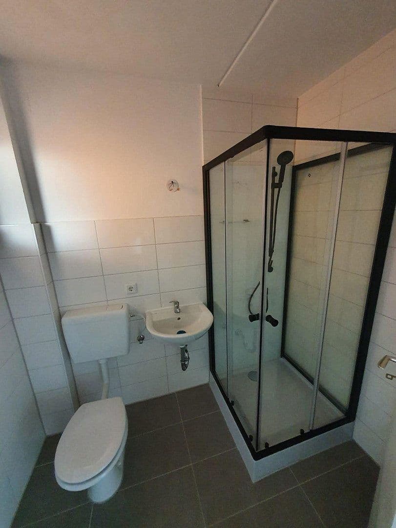 Pronájem bytu 1+1 39 m², Budapester Str. 20, Erlangen, Bavorsko Pronájem bytu 1+1 39 m², Budapester Str. 20, Erlangen, Bavorsko