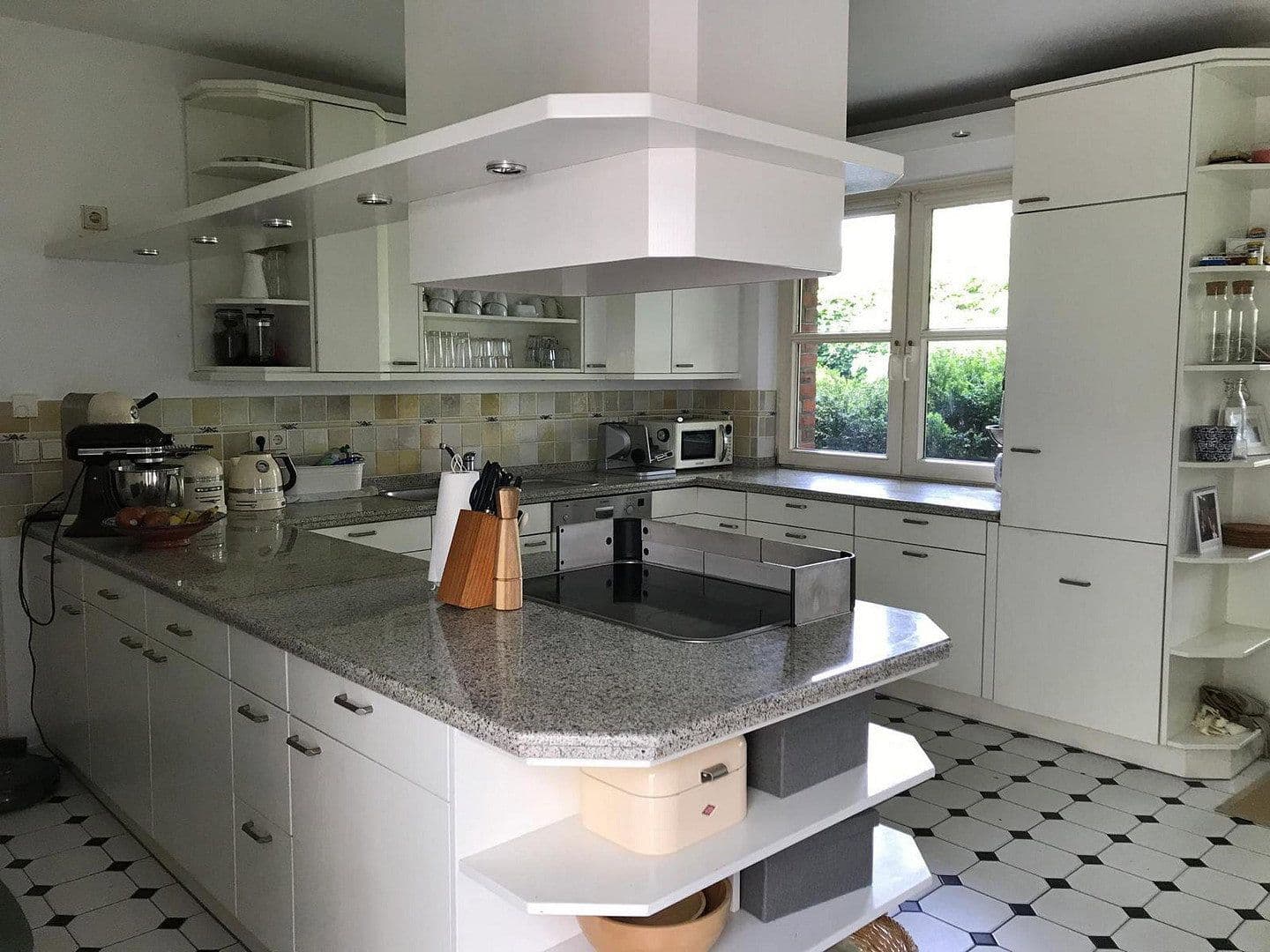 Prodej domu 412 m², pozemek 1.745 m², Ottersberg, Dolní Sasko Prodej domu 412 m², pozemek 1.745 m², Ottersberg, Dolní Sasko