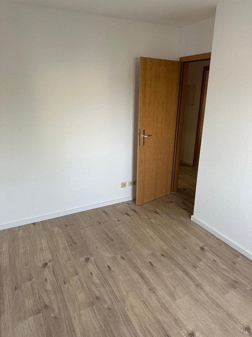 Pronájem bytu 2+1 36 m², Steigerwaldstraße 12, Neckarsulm, Bádensko-Württembersko Pronájem bytu 2+1 36 m², Steigerwaldstraße 12, Neckarsulm, Bádensko-Württembersko