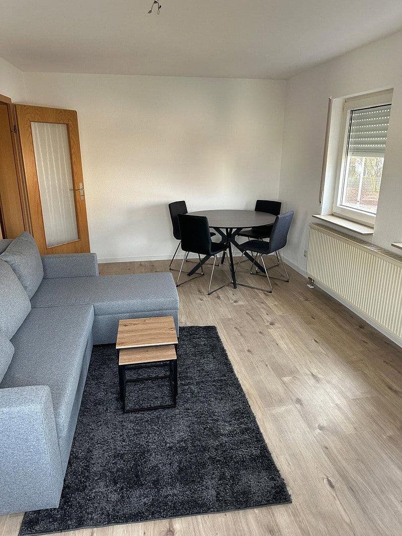 Pronájem bytu 2+1 36 m², Steigerwaldstraße 12, Neckarsulm, Bádensko-Württembersko Pronájem bytu 2+1 36 m², Steigerwaldstraße 12, Neckarsulm, Bádensko-Württembersko