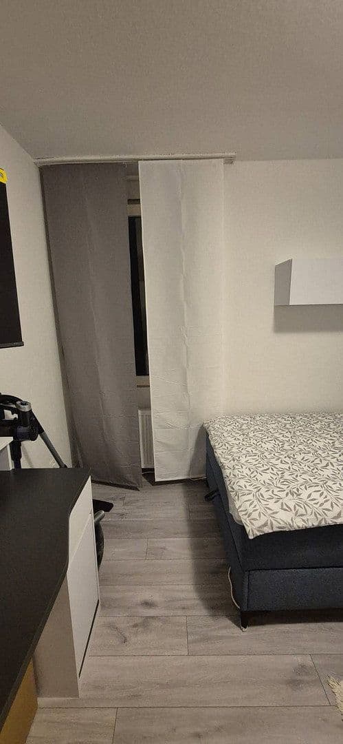 Pronájem bytu 1+1 18 m², Turmstr. 16a, Cáchy, Severní Porýní-Vestfálsko Pronájem bytu 1+1 18 m², Turmstr. 16a, Cáchy, Severní Porýní-Vestfálsko
