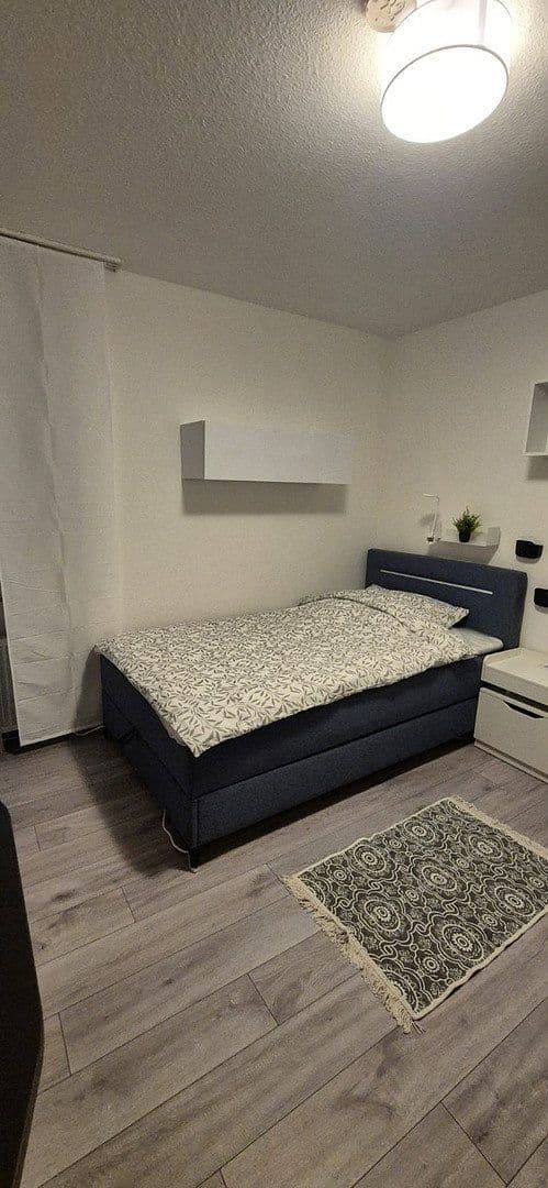 Pronájem bytu 1+1 18 m², Turmstr. 16a, Cáchy, Severní Porýní-Vestfálsko Pronájem bytu 1+1 18 m², Turmstr. 16a, Cáchy, Severní Porýní-Vestfálsko