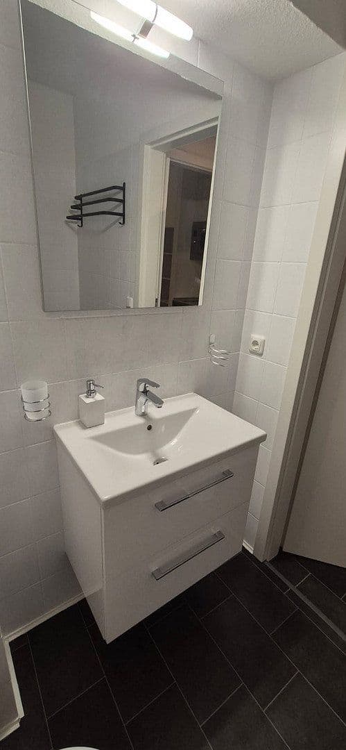 Pronájem bytu 1+1 18 m², Turmstr. 16a, Cáchy, Severní Porýní-Vestfálsko Pronájem bytu 1+1 18 m², Turmstr. 16a, Cáchy, Severní Porýní-Vestfálsko