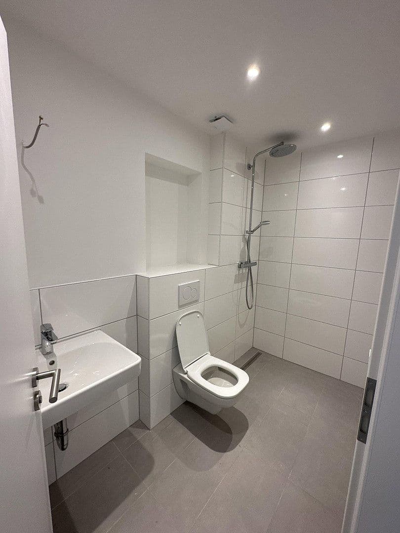 Pronájem bytu 150 m², Linnestraße 2-4, Pforzheim, Bádensko-Württembersko Pronájem bytu 150 m², Linnestraße 2-4, Pforzheim, Bádensko-Württembersko