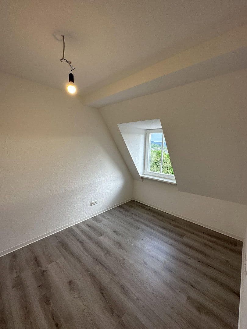 Pronájem bytu 150 m², Linnestraße 2-4, Pforzheim, Bádensko-Württembersko Pronájem bytu 150 m², Linnestraße 2-4, Pforzheim, Bádensko-Württembersko