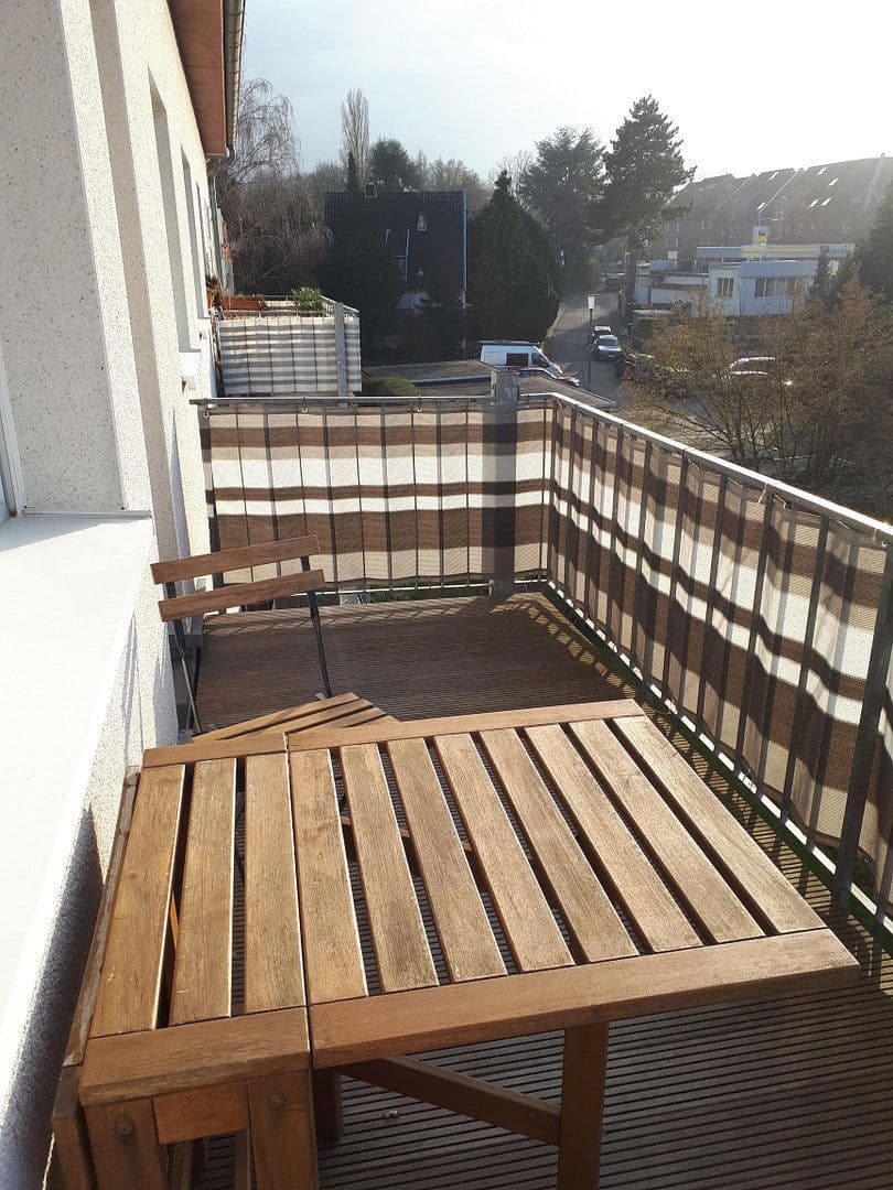 Pronájem bytu 2+1 68 m², Enggasse 29, Bonn, Severní Porýní-Vestfálsko Pronájem bytu 2+1 68 m², Enggasse 29, Bonn, Severní Porýní-Vestfálsko