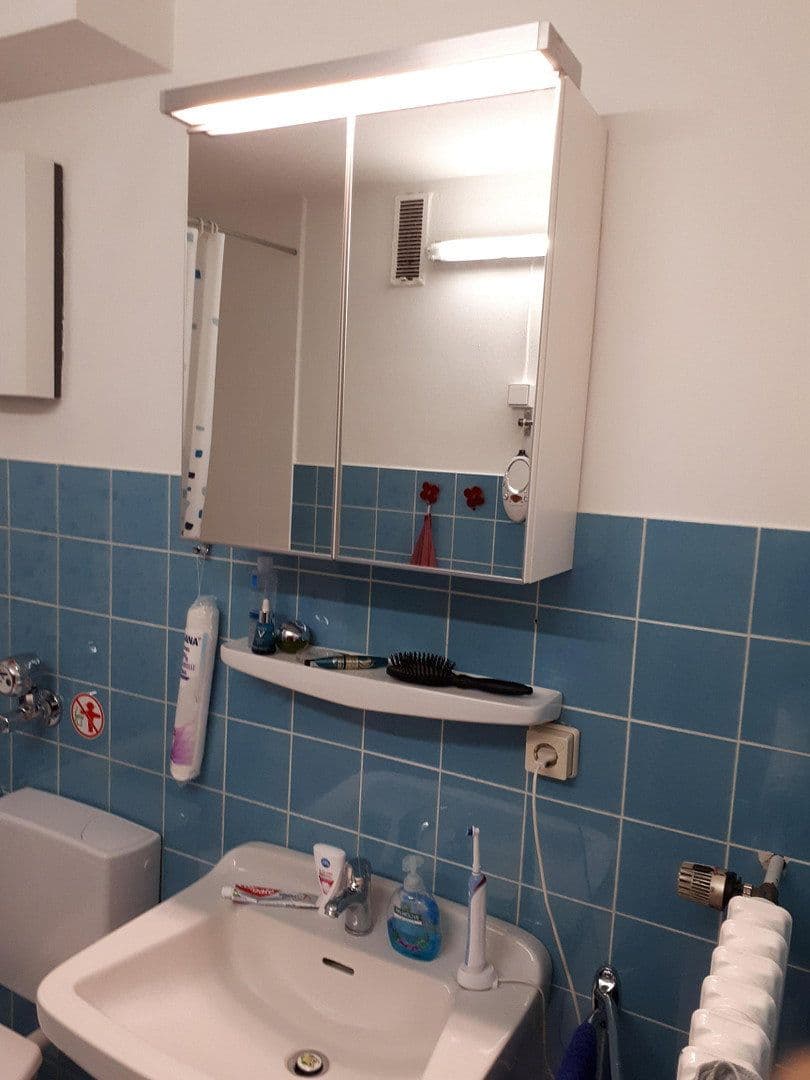 Pronájem bytu 2+1 68 m², Enggasse 29, Bonn, Severní Porýní-Vestfálsko Pronájem bytu 2+1 68 m², Enggasse 29, Bonn, Severní Porýní-Vestfálsko