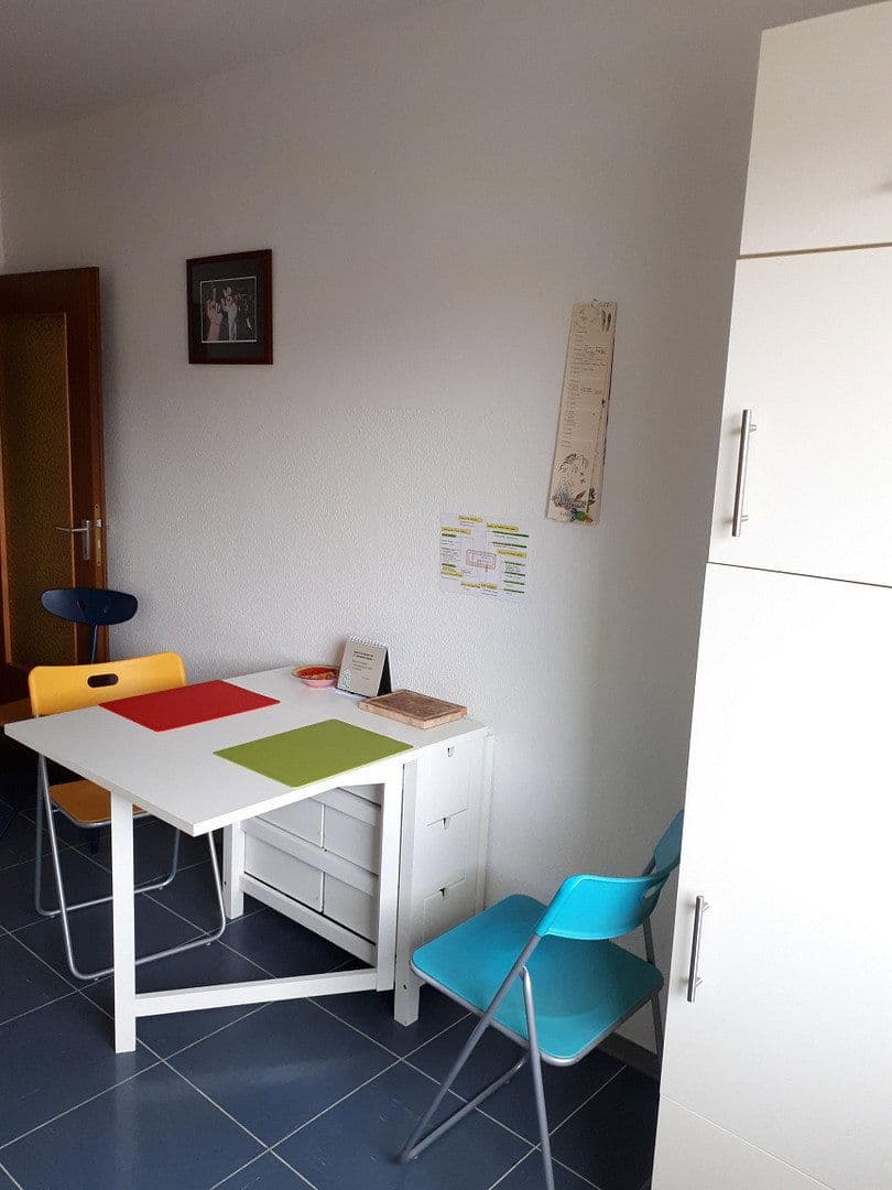 Pronájem bytu 2+1 68 m², Enggasse 29, Bonn, Severní Porýní-Vestfálsko Pronájem bytu 2+1 68 m², Enggasse 29, Bonn, Severní Porýní-Vestfálsko