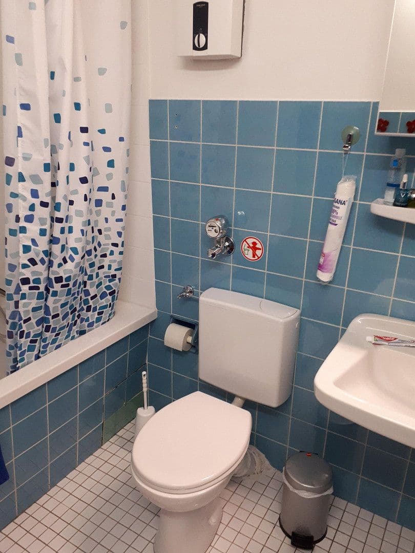 Pronájem bytu 2+1 68 m², Enggasse 29, Bonn, Severní Porýní-Vestfálsko Pronájem bytu 2+1 68 m², Enggasse 29, Bonn, Severní Porýní-Vestfálsko