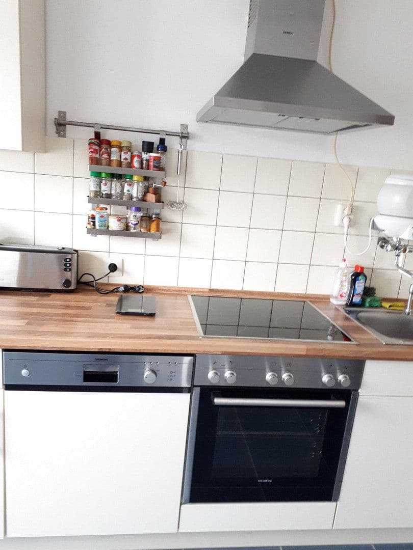 Pronájem bytu 2+1 68 m², Enggasse 29, Bonn, Severní Porýní-Vestfálsko Pronájem bytu 2+1 68 m², Enggasse 29, Bonn, Severní Porýní-Vestfálsko