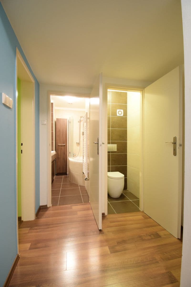 Prodej bytu 2+1 75 m², Ukrajinská, Praha, Praha Prodej bytu 2+1 75 m², Ukrajinská, Praha, Praha