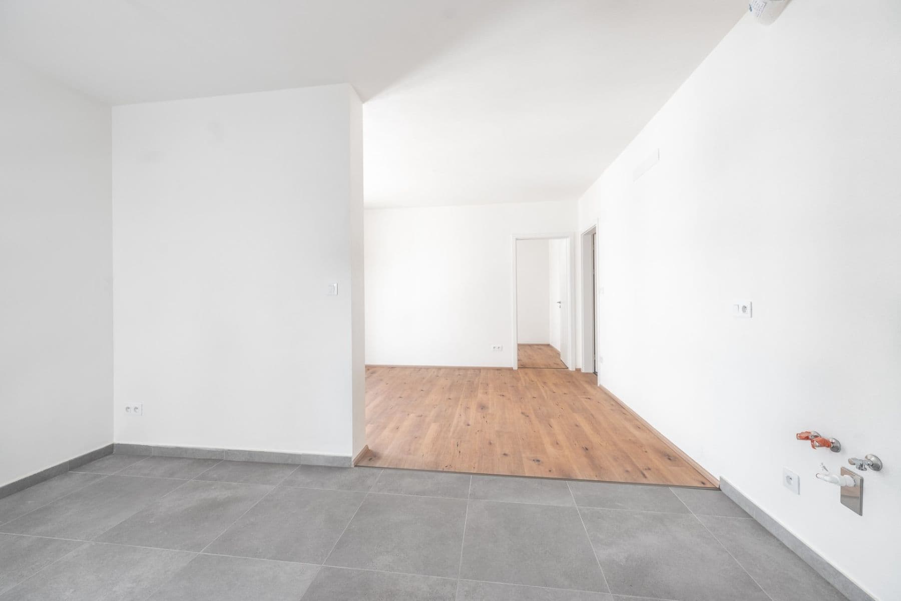 Prodej bytu 3+kk 66 m², Tyršovo nábřeží, Zlín, Zlínský kraj Prodej bytu 3+kk 66 m², Tyršovo nábřeží, Zlín, Zlínský kraj