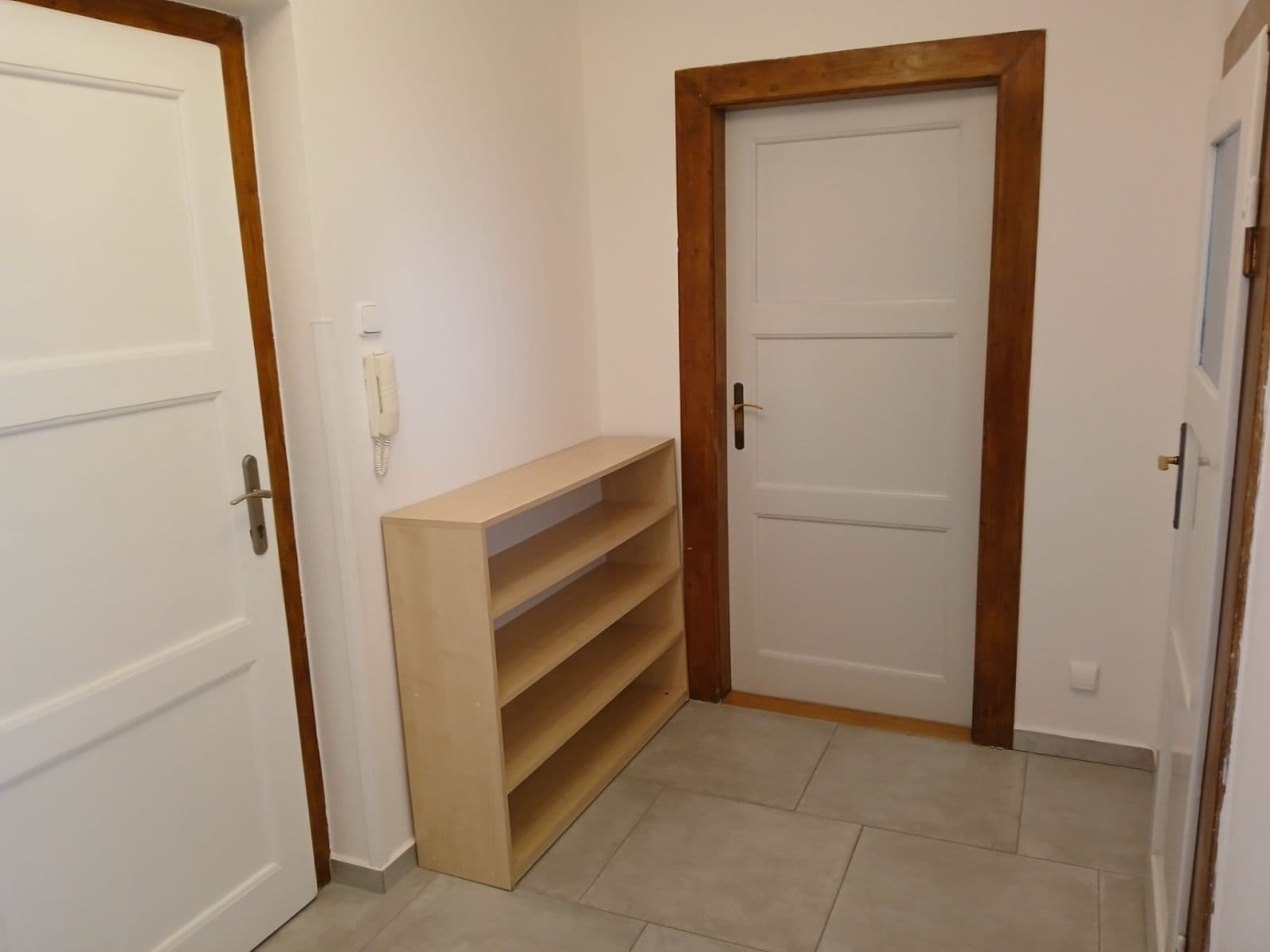 Pronájem bytu 1+1 50 m², Gruzínská, Plzeň, Plzeňský kraj Pronájem bytu 1+1 50 m², Gruzínská, Plzeň, Plzeňský kraj