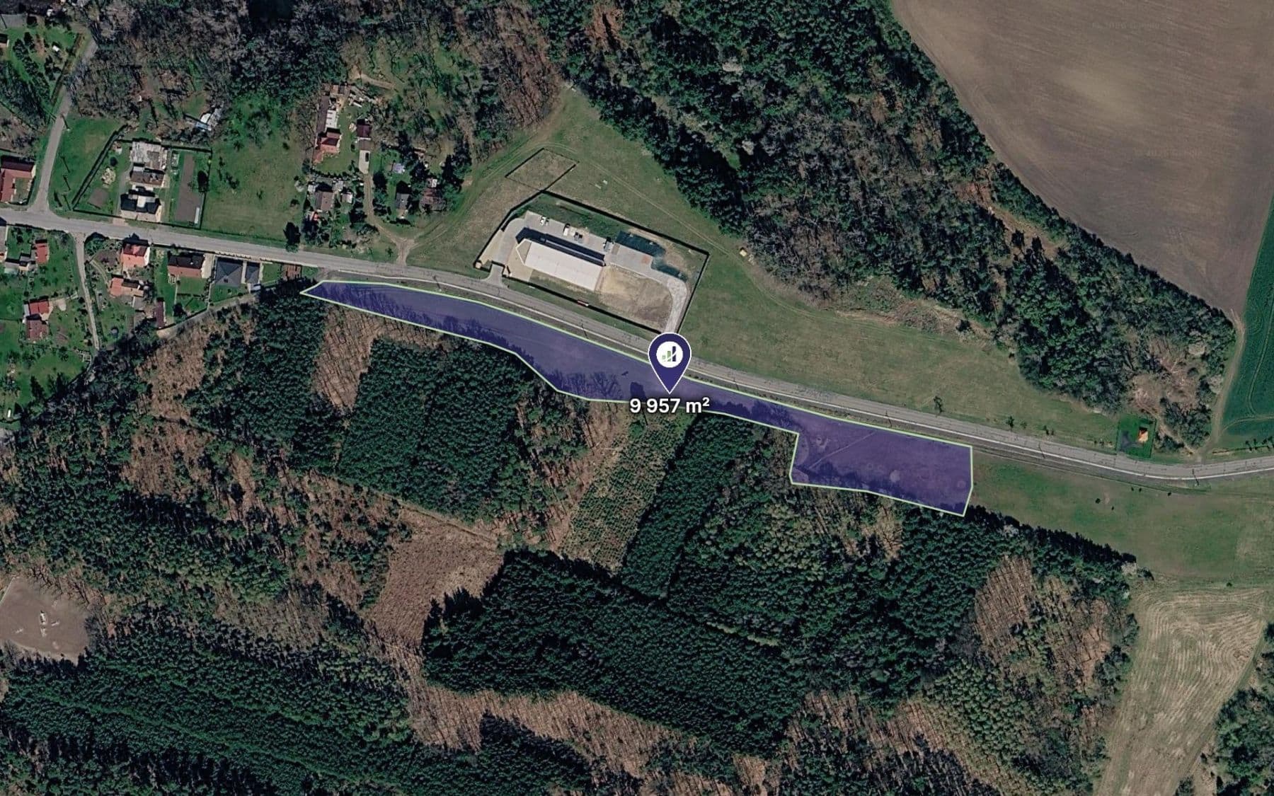 Prodej pozemku 9.957 m², Lipník, Středočeský kraj Prodej pozemku 9.957 m², Lipník, Středočeský kraj