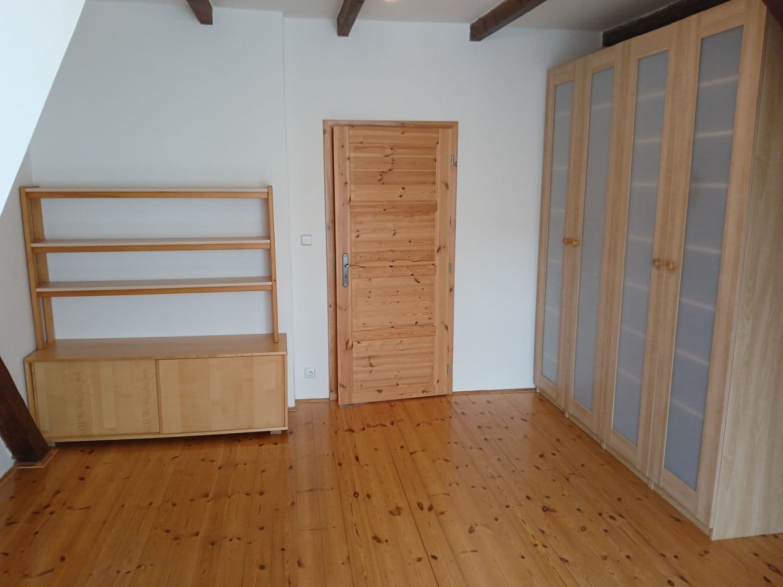 Pronájem bytu 2+kk 50 m², Gruzínská, Plzeň, Plzeňský kraj Pronájem bytu 2+kk 50 m², Gruzínská, Plzeň, Plzeňský kraj