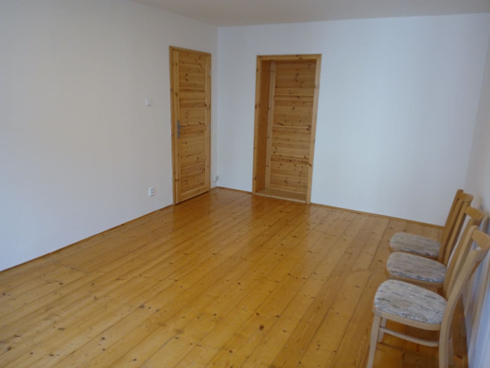 Pronájem bytu 2+kk 50 m², Gruzínská, Plzeň, Plzeňský kraj Pronájem bytu 2+kk 50 m², Gruzínská, Plzeň, Plzeňský kraj
