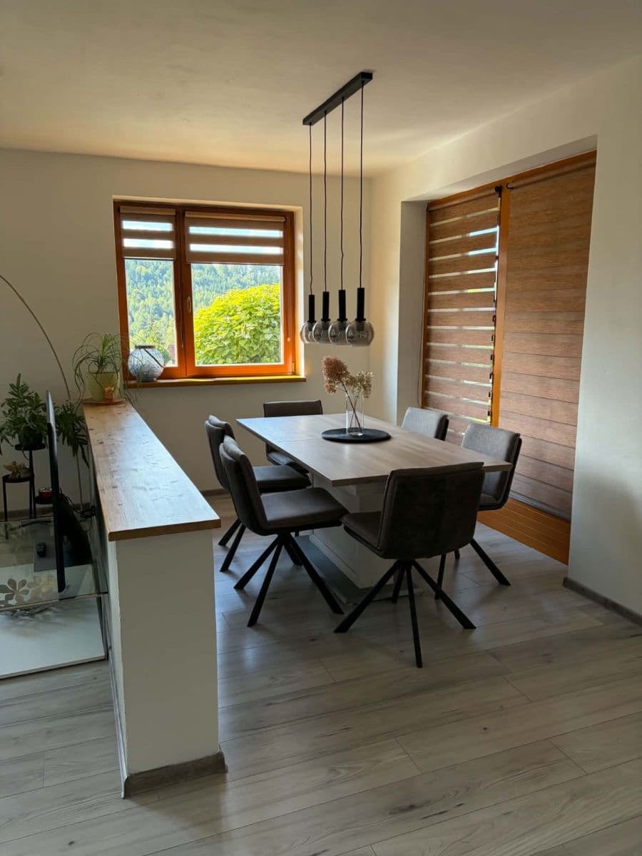 Prodej domu 237 m², pozemek 1.202 m², Dolní Bečva, Zlínský kraj Prodej domu 237 m², pozemek 1.202 m², Dolní Bečva, Zlínský kraj