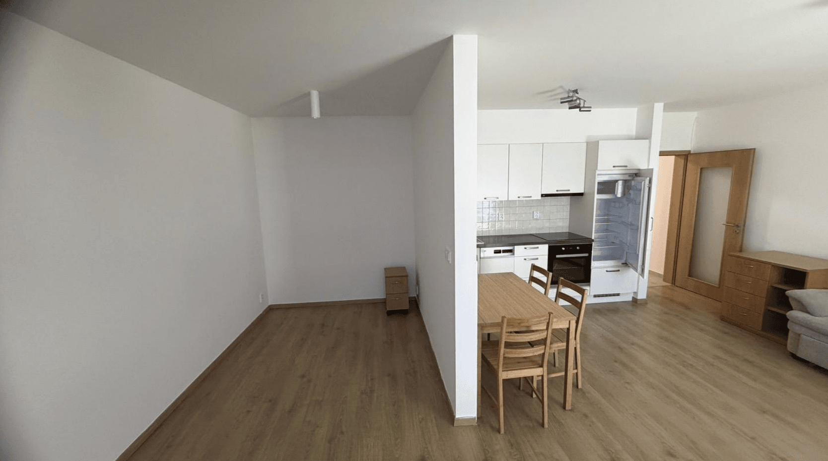 Prodej bytu 1+kk 46 m², U Hrubých, Vestec, Středočeský kraj Prodej bytu 1+kk 46 m², U Hrubých, Vestec, Středočeský kraj