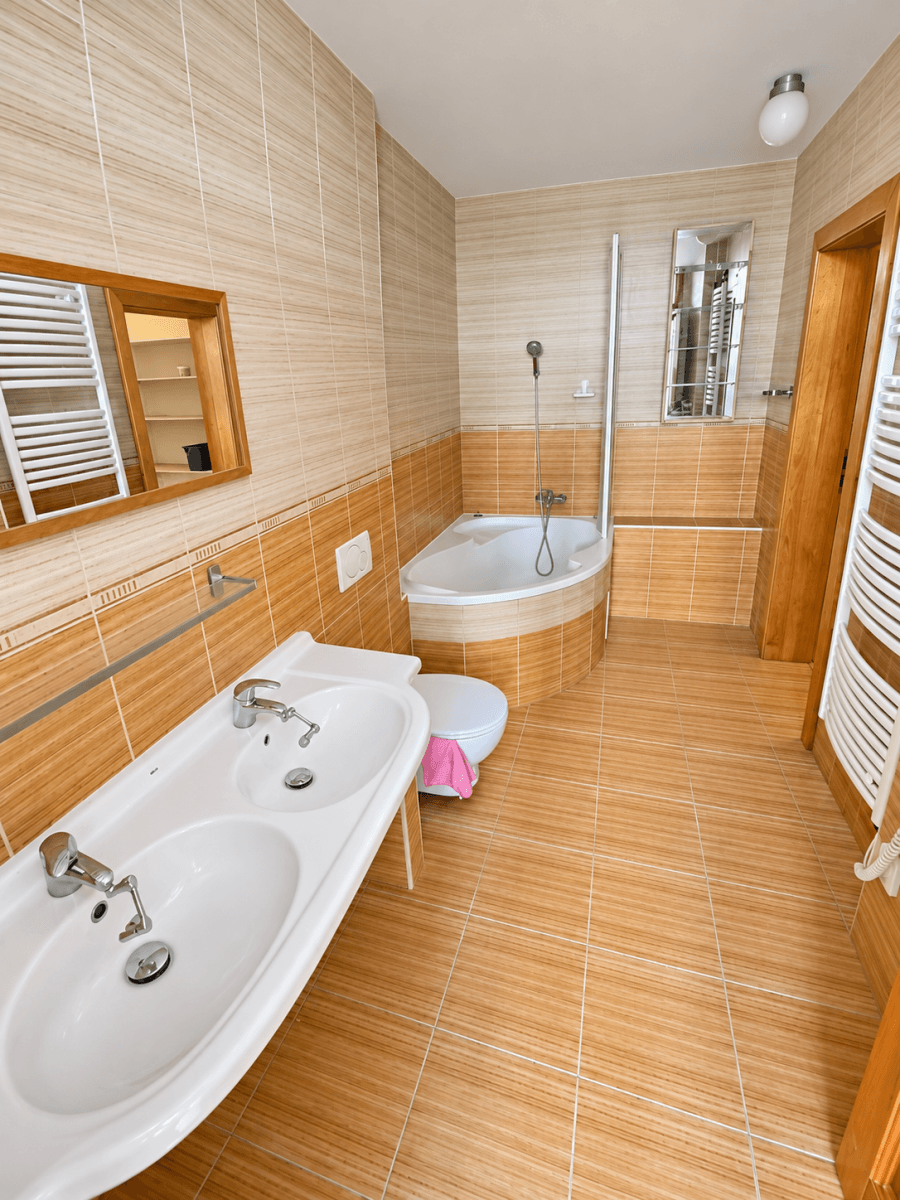 Pronájem bytu 5+1 152 m², Vltavská, Praha, Praha Pronájem bytu 5+1 152 m², Vltavská, Praha, Praha