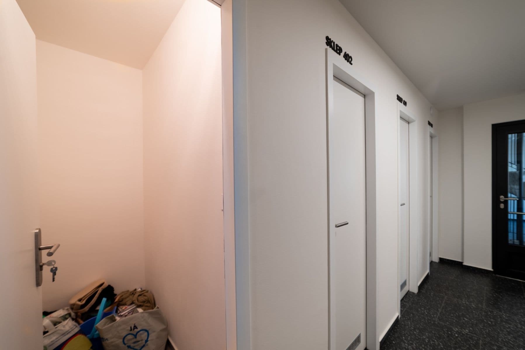 Prodej bytu 1+kk 24 m², Čenětická, Praha, Praha Prodej bytu 1+kk 24 m², Čenětická, Praha, Praha