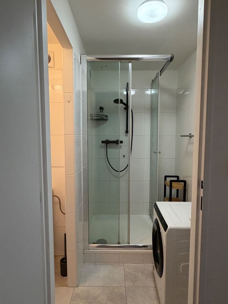 Pronájem bytu 2+kk 35 m², Šafaříkova, Praha, Praha Pronájem bytu 2+kk 35 m², Šafaříkova, Praha, Praha