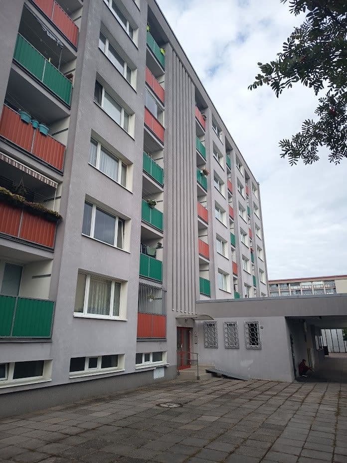 Pronájem bytu 2+1 56 m², Moskevská, Kladno, Středočeský kraj Pronájem bytu 2+1 56 m², Moskevská, Kladno, Středočeský kraj