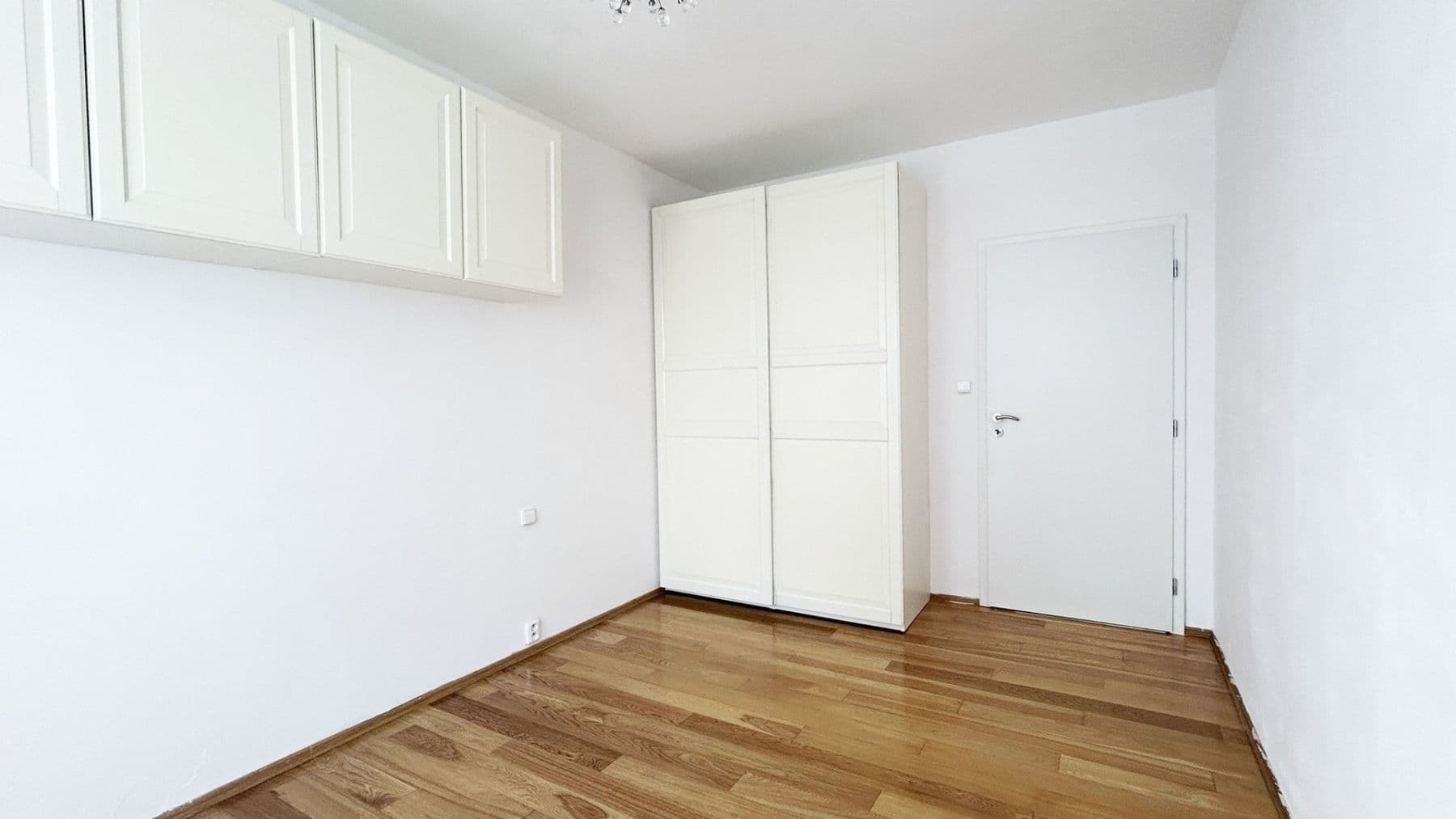 Pronájem bytu 3+1 69 m², Machatého, Praha, Praha Pronájem bytu 3+1 69 m², Machatého, Praha, Praha