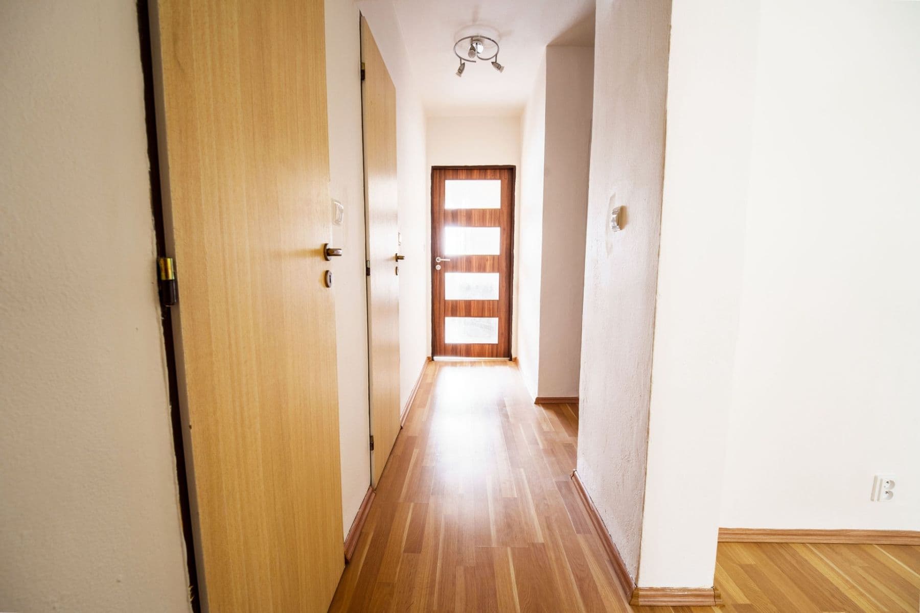 Pronájem bytu 3+kk 68 m², Mírová, Milovice, Středočeský kraj Pronájem bytu 3+kk 68 m², Mírová, Milovice, Středočeský kraj