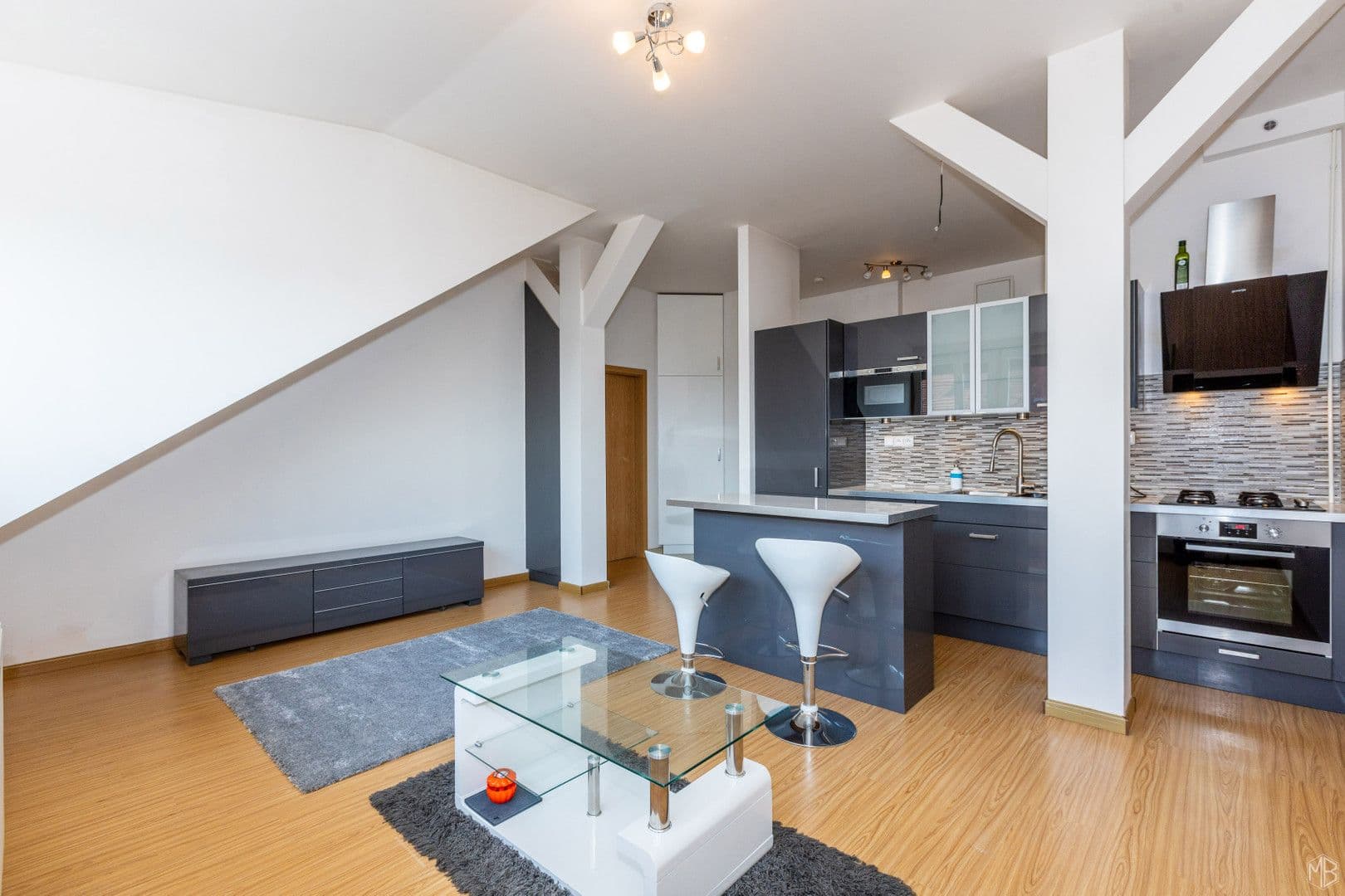 Pronájem bytu 2+kk 57 m², Černokostelecká, Praha, Praha Pronájem bytu 2+kk 57 m², Černokostelecká, Praha, Praha