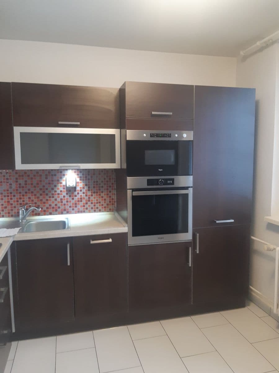 Pronájem bytu 2+1 54 m², Záhřebská, Brno, Jihomoravský kraj Pronájem bytu 2+1 54 m², Záhřebská, Brno, Jihomoravský kraj