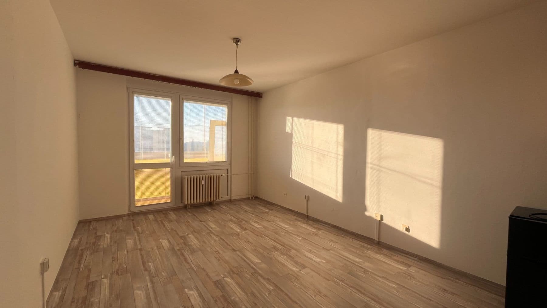 Prodej bytu 1+kk 35 m², Jana Masaryka, Hradec Králové, Královéhradecký kraj Prodej bytu 1+kk 35 m², Jana Masaryka, Hradec Králové, Královéhradecký kraj