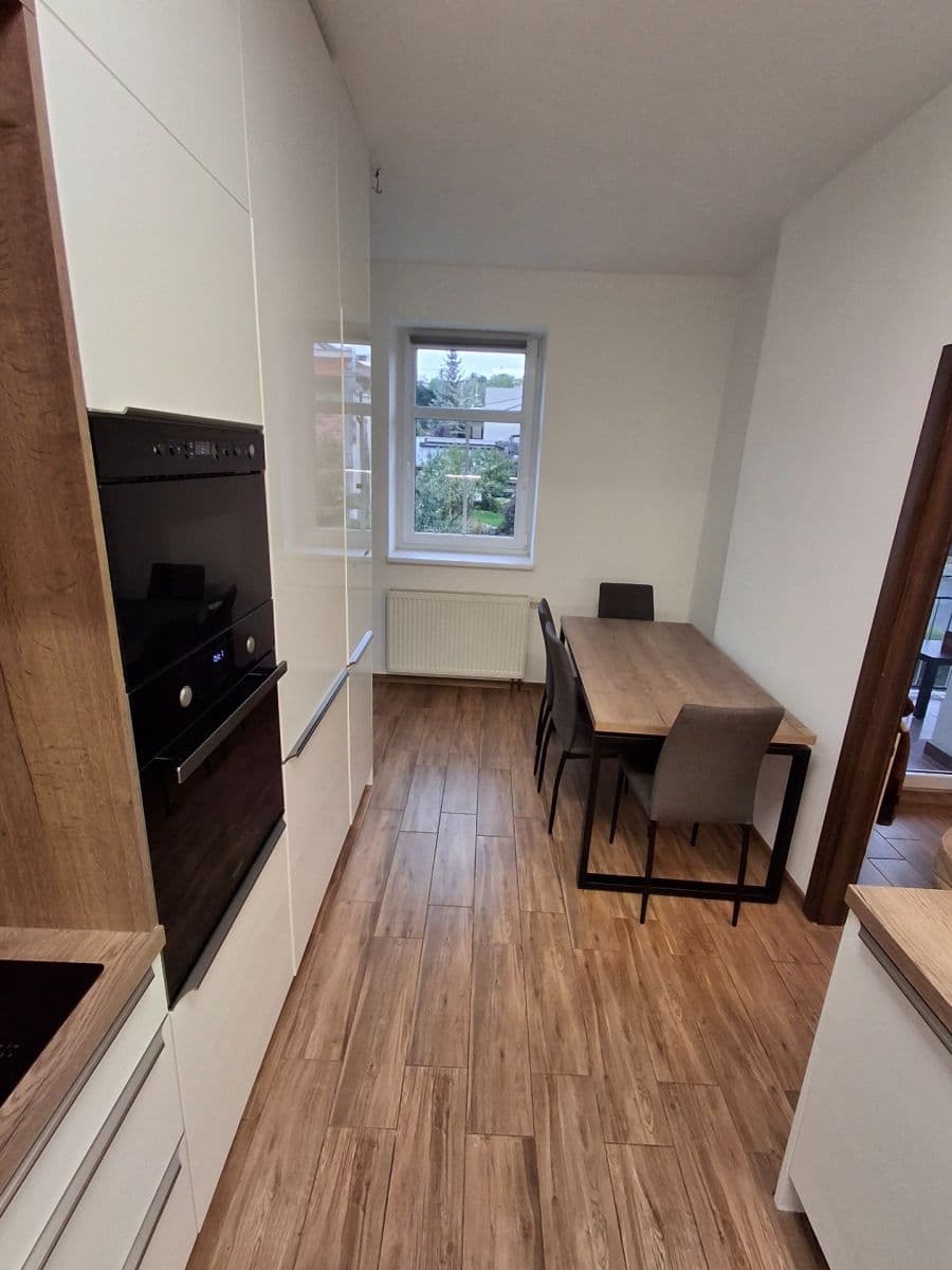 Pronájem bytu 3+1 84 m², Na Výsluní, Nový Jičín, Moravskoslezský kraj Pronájem bytu 3+1 84 m², Na Výsluní, Nový Jičín, Moravskoslezský kraj