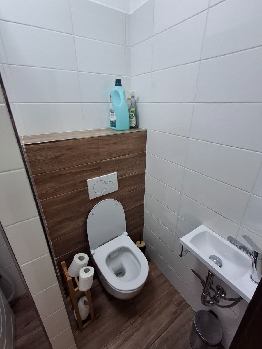 Pronájem bytu 3+1 84 m², Na Výsluní, Nový Jičín, Moravskoslezský kraj Pronájem bytu 3+1 84 m², Na Výsluní, Nový Jičín, Moravskoslezský kraj
