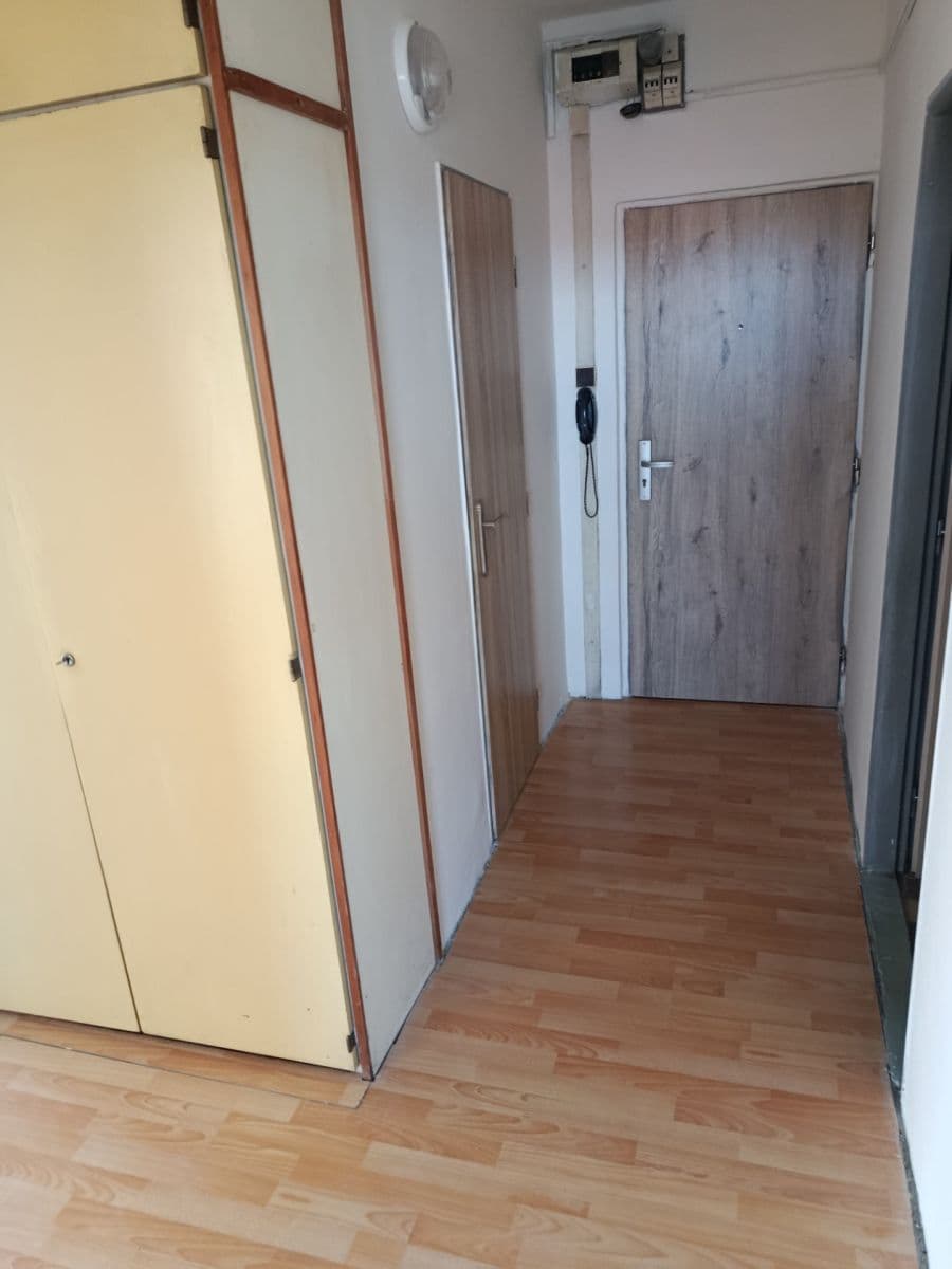 Prodej bytu 2+1 72 m², Revoluční, Libochovice, Ústecký kraj Prodej bytu 2+1 72 m², Revoluční, Libochovice, Ústecký kraj