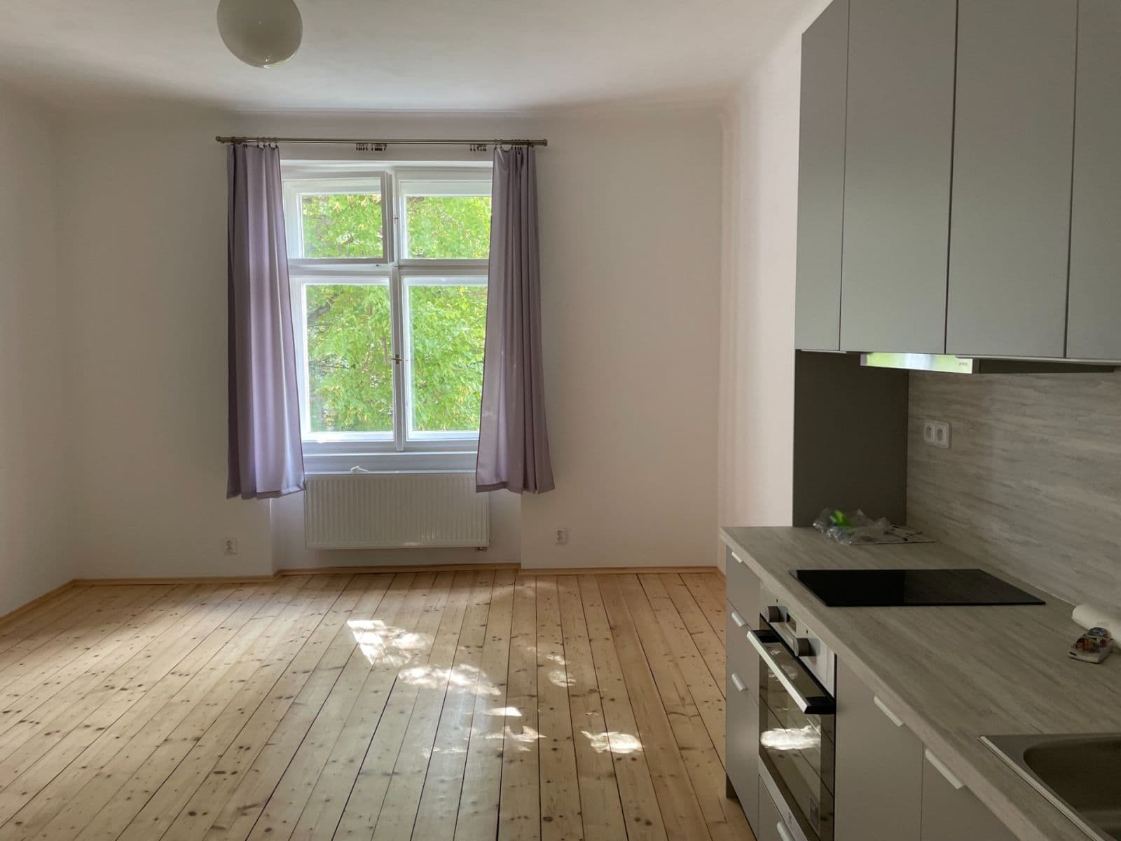 Pronájem bytu 2+kk 55 m², U Zeměpisného ústavu, Praha, Praha Pronájem bytu 2+kk 55 m², U Zeměpisného ústavu, Praha, Praha