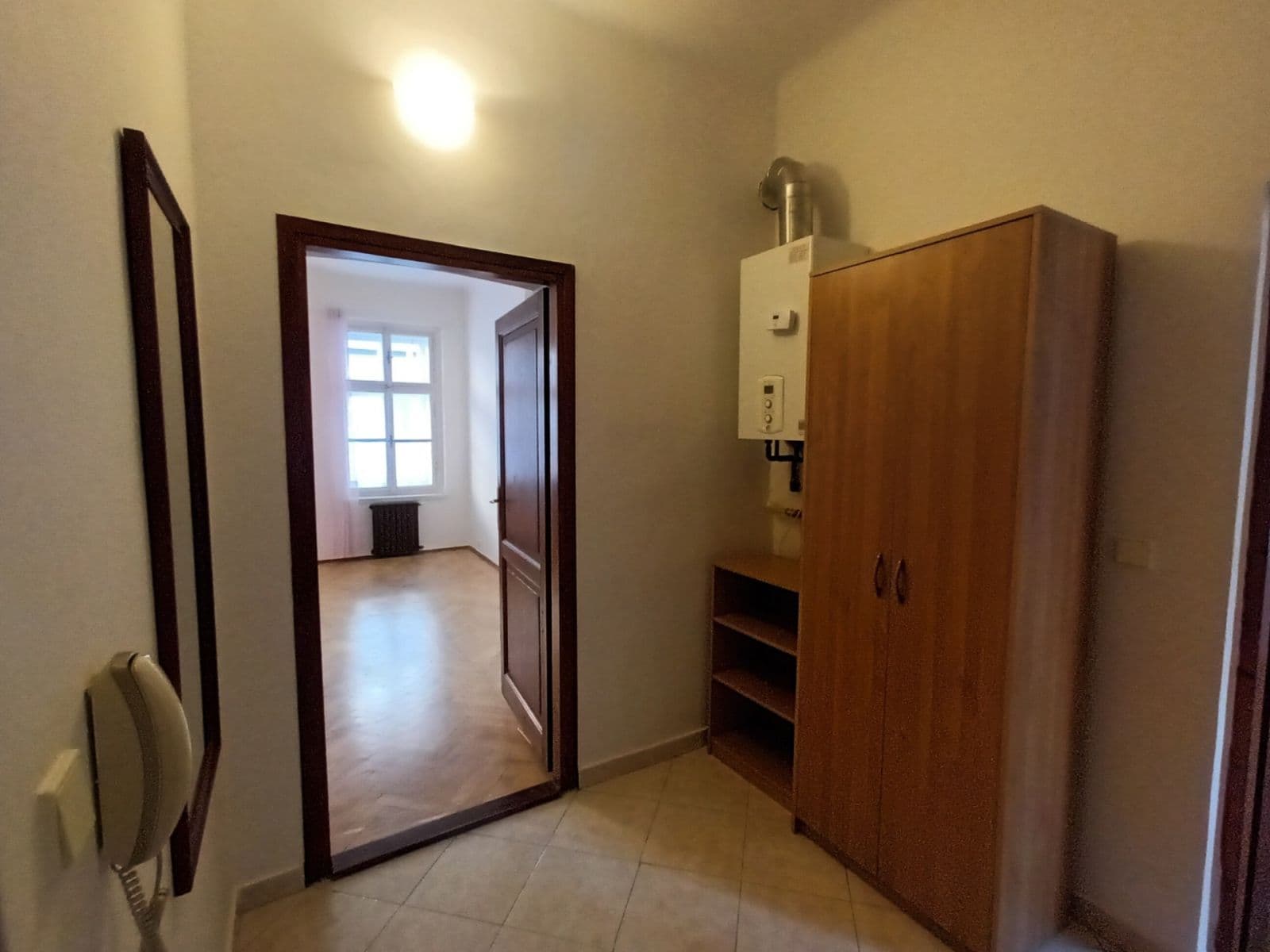 Pronájem bytu 2+1 53 m², Roháčova, Praha, Praha Pronájem bytu 2+1 53 m², Roháčova, Praha, Praha