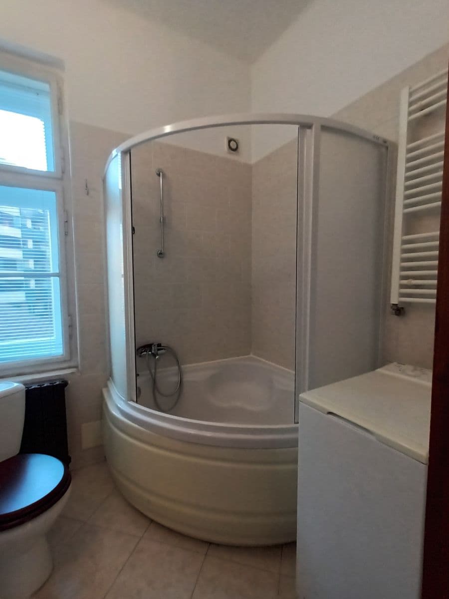 Pronájem bytu 2+1 53 m², Roháčova, Praha, Praha Pronájem bytu 2+1 53 m², Roháčova, Praha, Praha