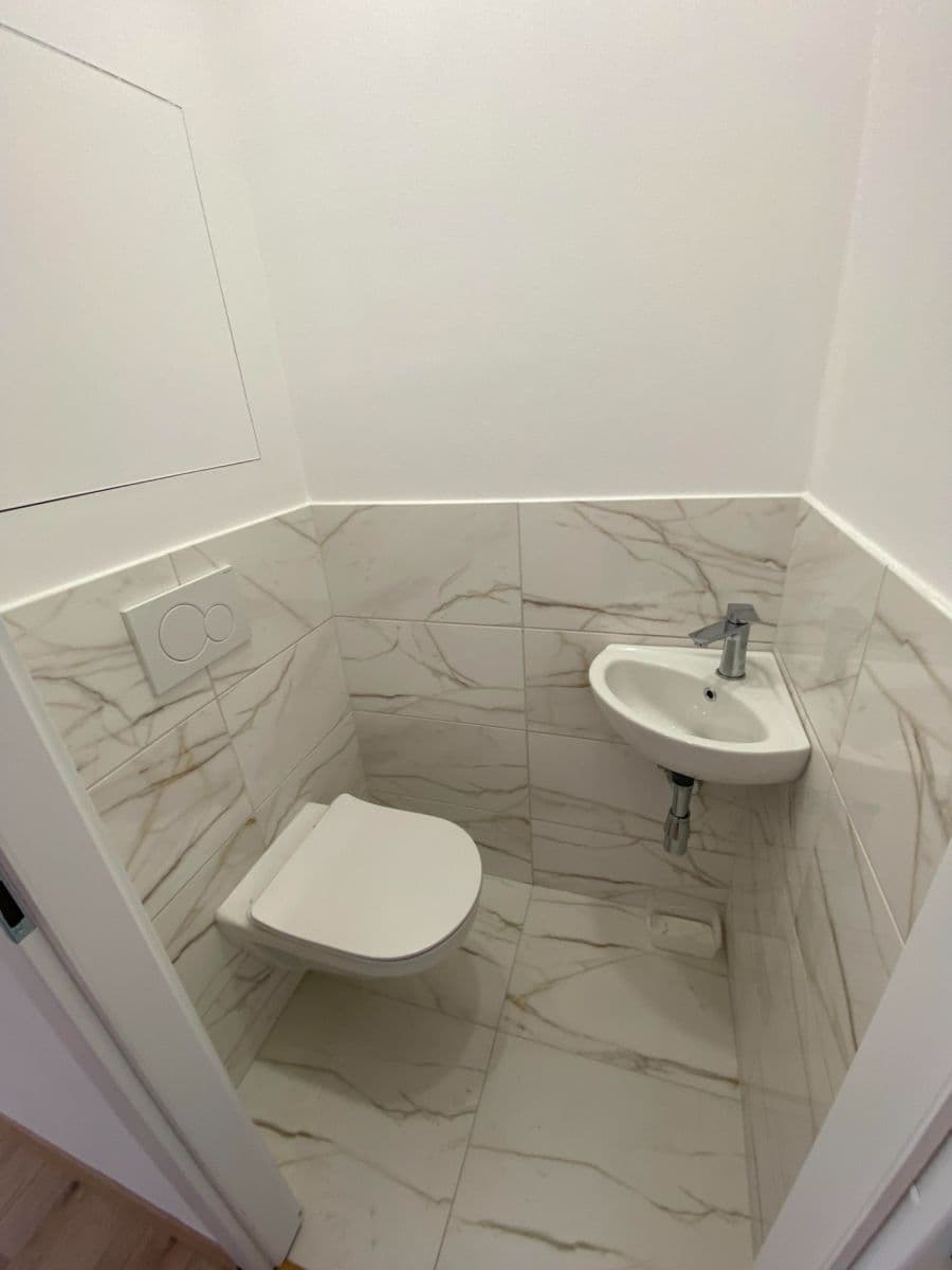 Pronájem bytu 3+1 68 m², Kúty, Zlín, Zlínský kraj Pronájem bytu 3+1 68 m², Kúty, Zlín, Zlínský kraj