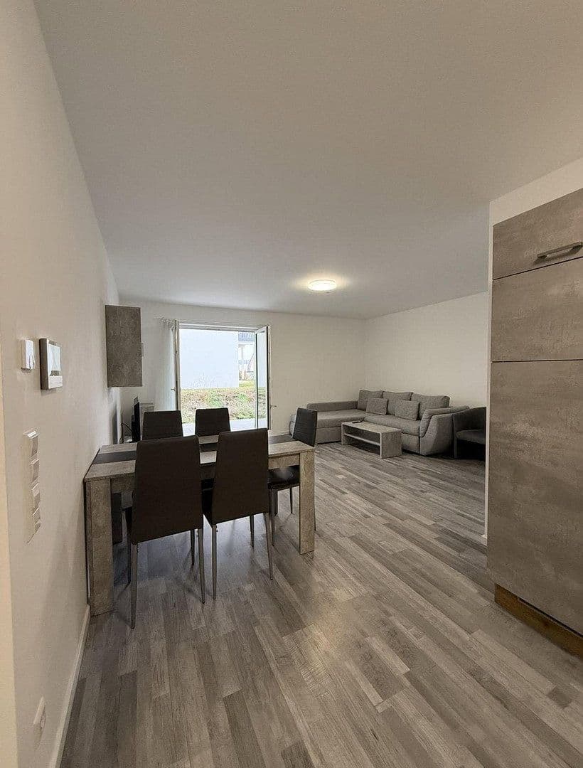 Prodej bytu 3+1 94 m², Kopernikusstraße 14, Weikersheim, Bádensko-Württembersko Prodej bytu 3+1 94 m², Kopernikusstraße 14, Weikersheim, Bádensko-Württembersko