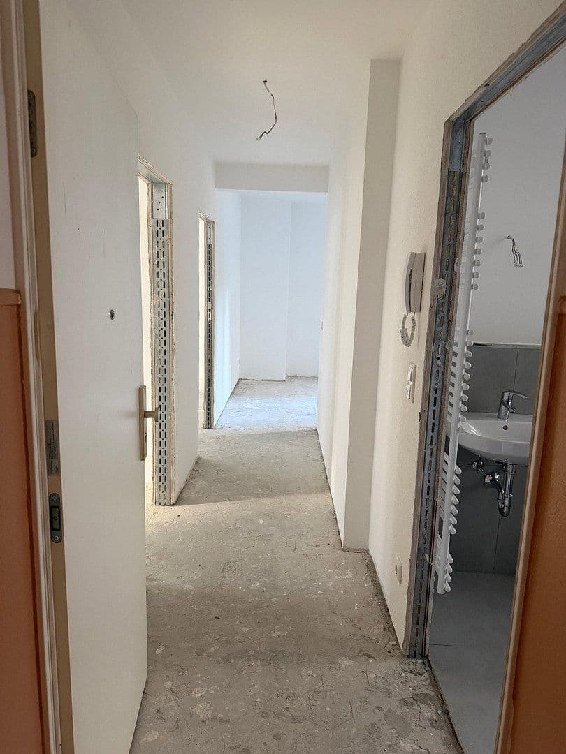 Pronájem bytu 3+1 46 m², Metzer Straße 11, Köln, Severní Porýní-Vestfálsko Pronájem bytu 3+1 46 m², Metzer Straße 11, Köln, Severní Porýní-Vestfálsko