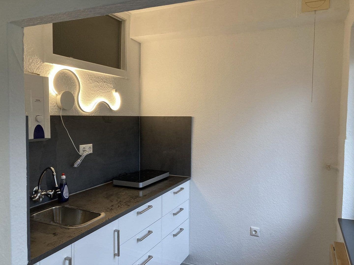 Prodej bytu 1+1 31 m², Berlin, Berlín Prodej bytu 1+1 31 m², Berlin, Berlín