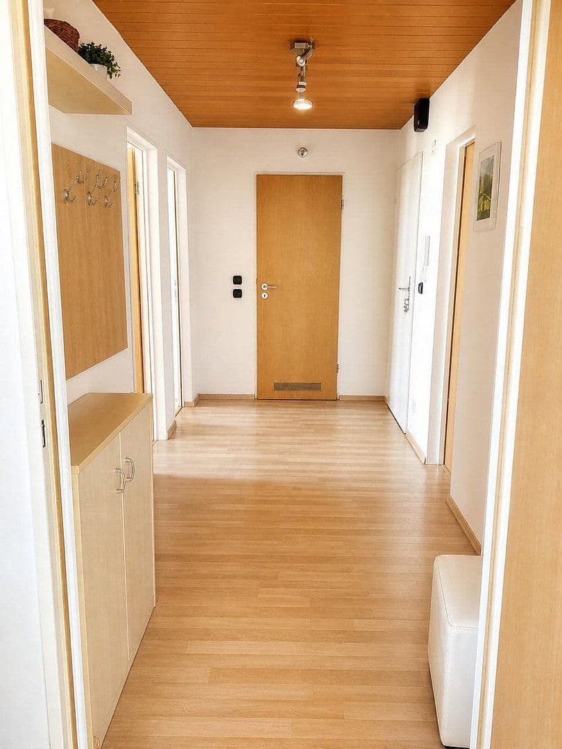 Prodej bytu 3+1 74 m², Karwendelstraße 2, Nürnberg, Bavorsko Prodej bytu 3+1 74 m², Karwendelstraße 2, Nürnberg, Bavorsko
