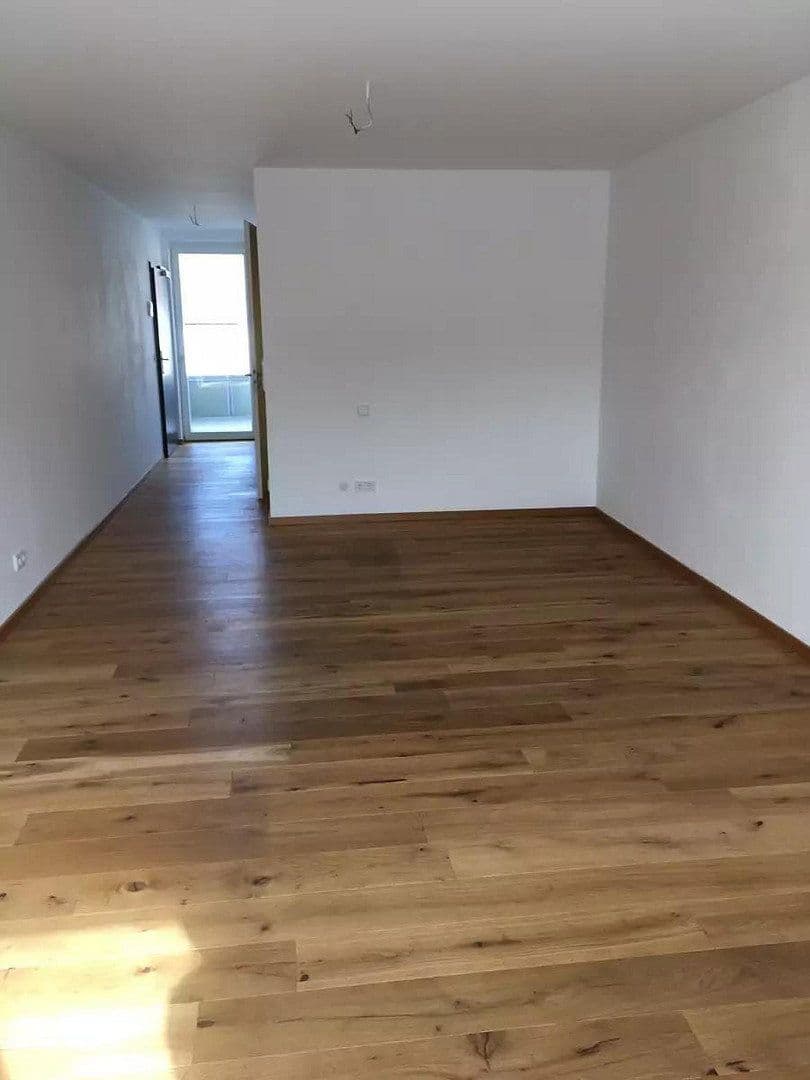 Pronájem bytu 1+1 41 m², Planungsbezirk, Straubing, Bavorsko Pronájem bytu 1+1 41 m², Planungsbezirk, Straubing, Bavorsko